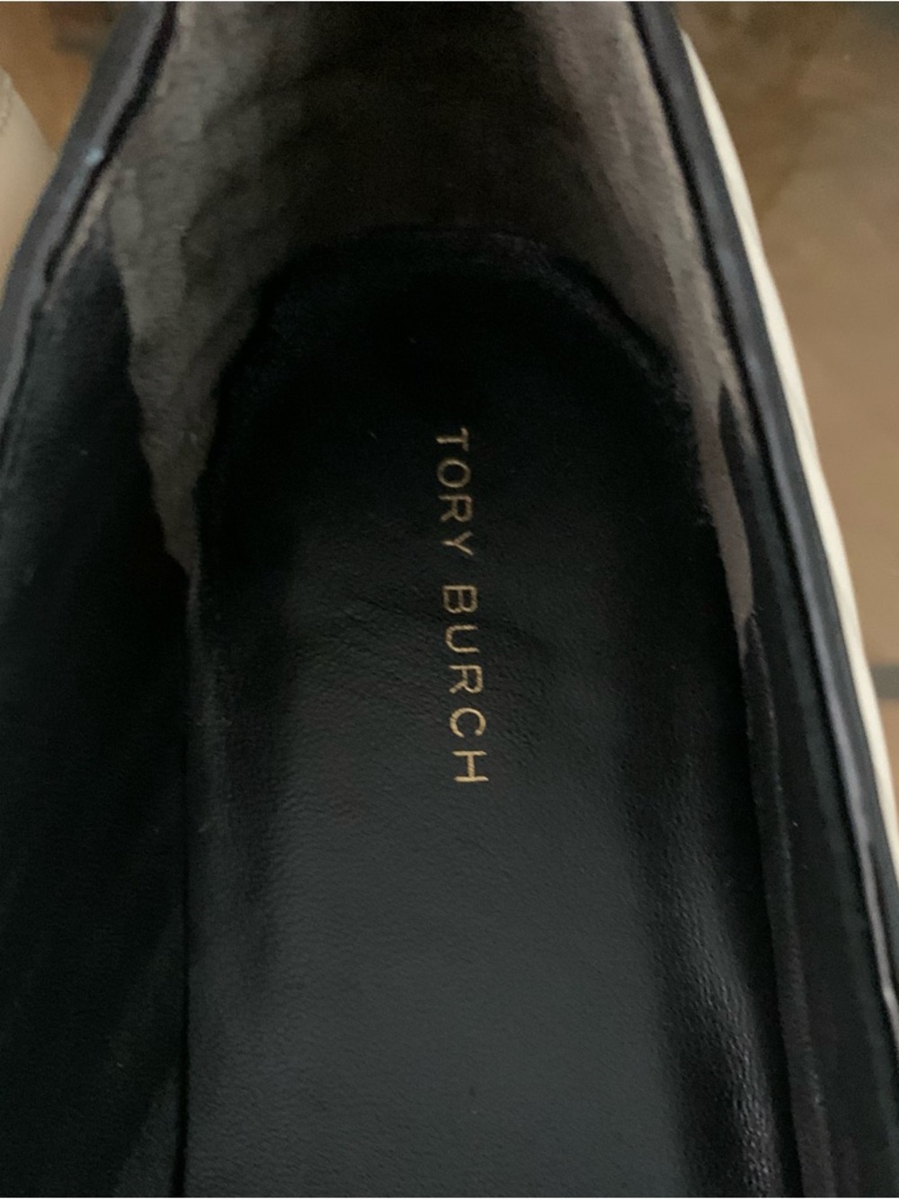 Tory Burch Cream and Black Quilted Ballet Flats with Gold Logo size 9.5 - Picture 7 of 8